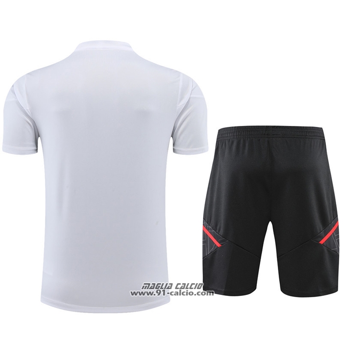 Tuta da Track
 Bayern Monaco
 Manica Corta
 2022-2023 Bianco
 - Pantaloncini
